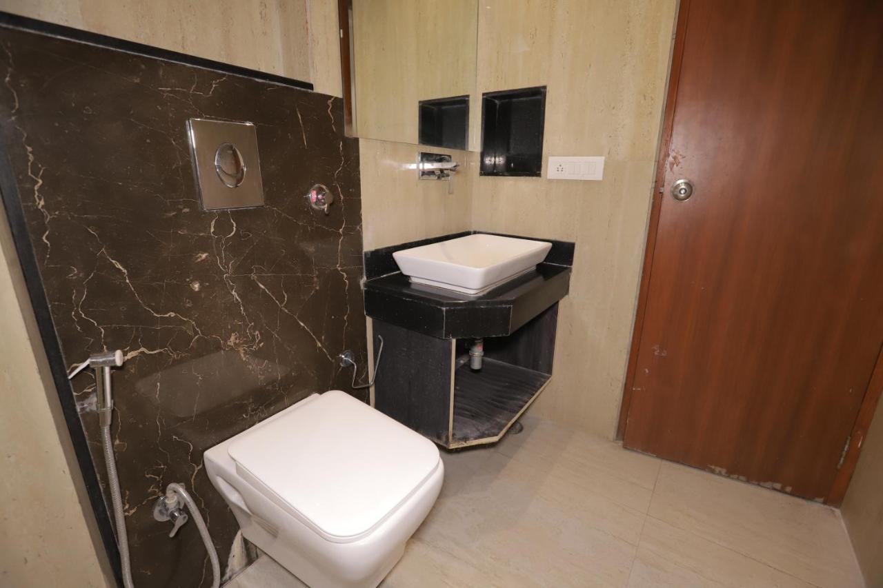Nh Skye Suites Neu-Delhi Exterior foto