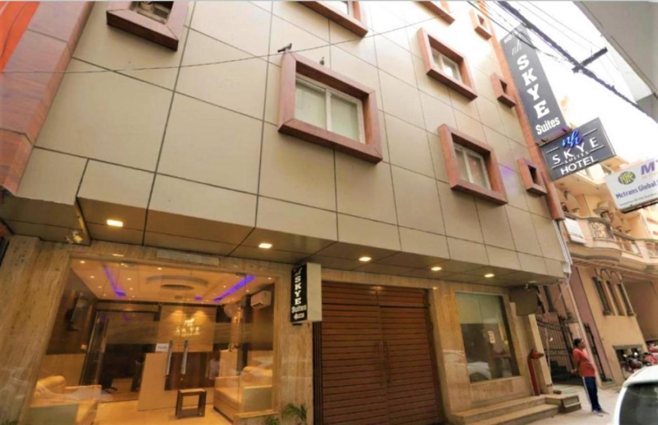 Nh Skye Suites Neu-Delhi Exterior foto